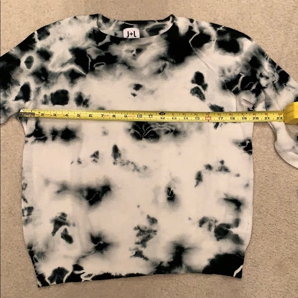John and Jen tie dye sweater - Picture 5 of 6